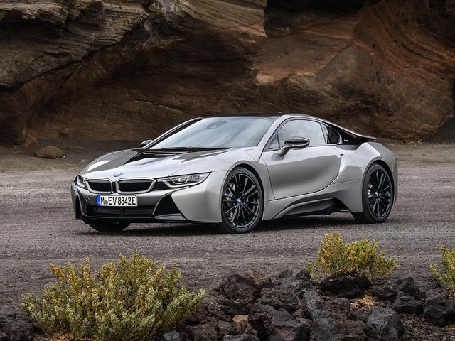 i8