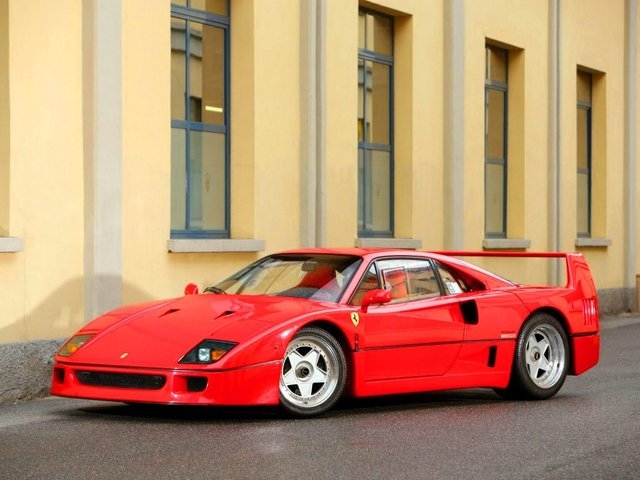 F40