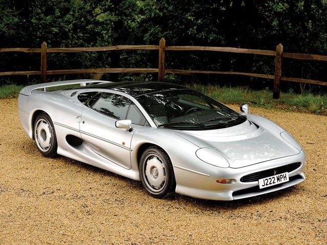 XJ220