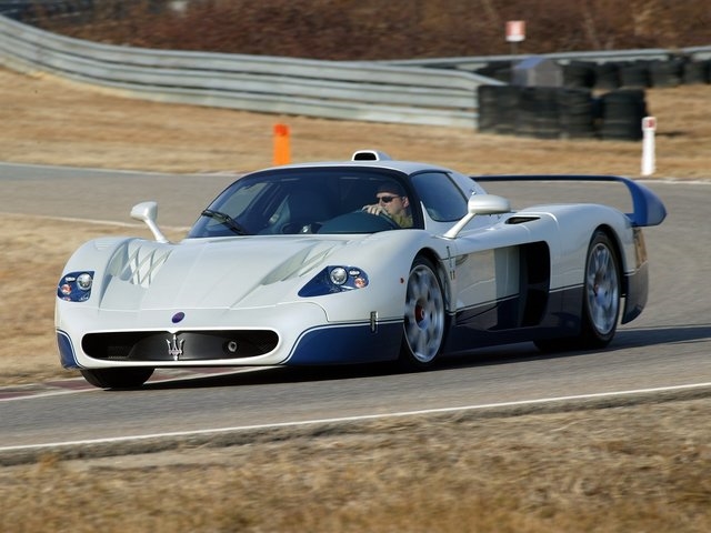 MC12