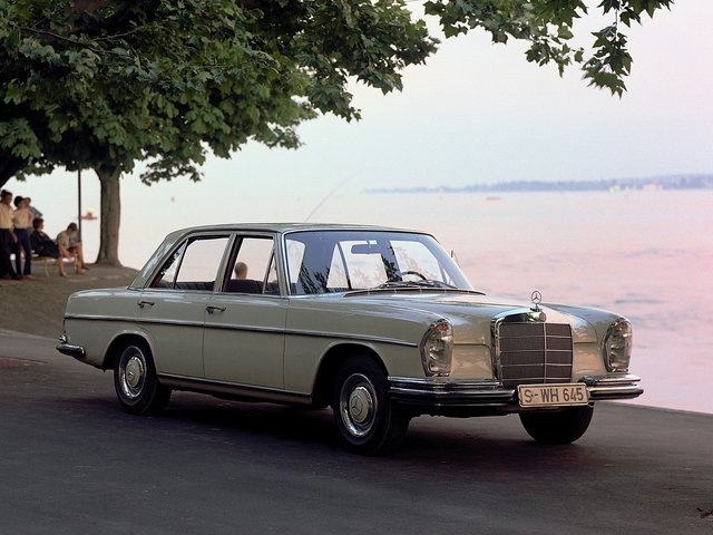 W108