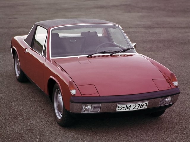 914