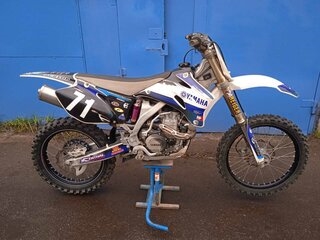 YZ450F