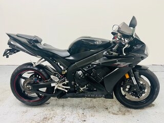 YZF-R1